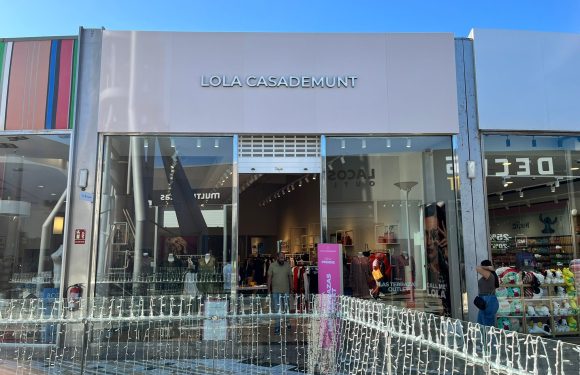 NUEVA APERTURA: LOLA CASADEMUNT EN LAS TERRAZAS OUTLET