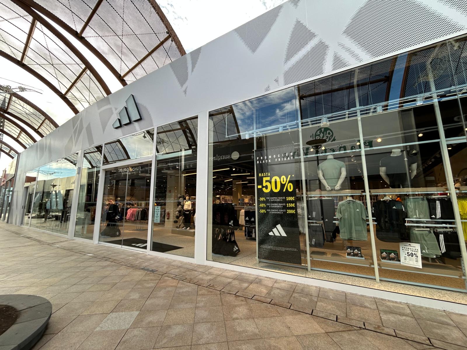 NUEVA APERTURA: ADIDAS NUEVA APERTURA: ADIDAS